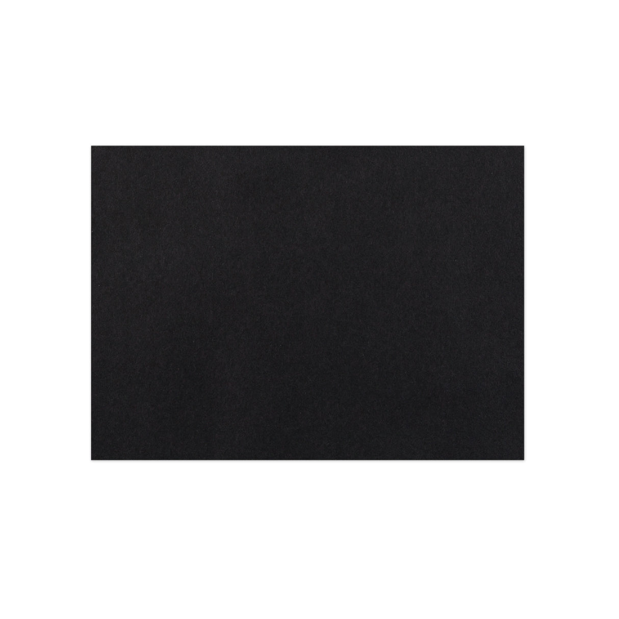 114x162 mm Svart kuvert