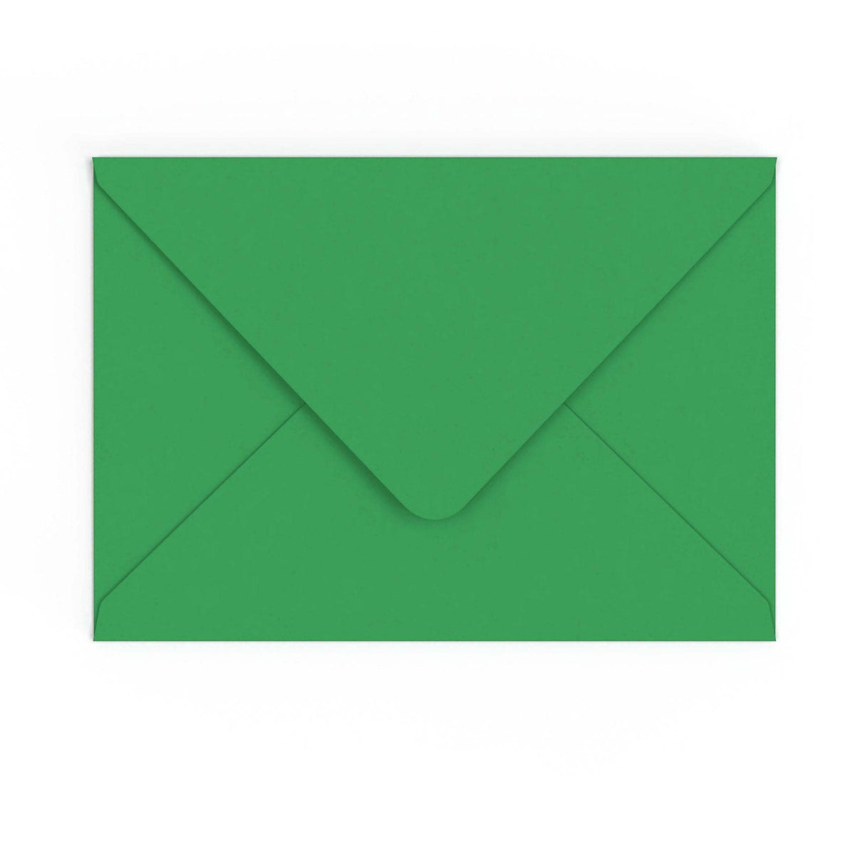 C5 Kelly Green Lielbritānijā ražota gumijota V-veida aploksne (162 x 229 mm)
