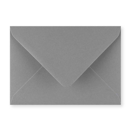 Šedá obálka 114x162 mm (C6)