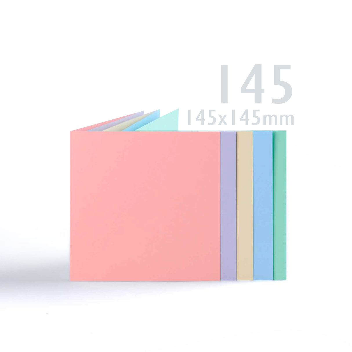 Įvairių spalvų pastelinės atvirutės (225 g/m²) ir vokai (100 g/m²)