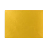 Metāliski zelta krāsā gumijota V-veida apsveikuma kartītes aploksne (133 x 184 mm)