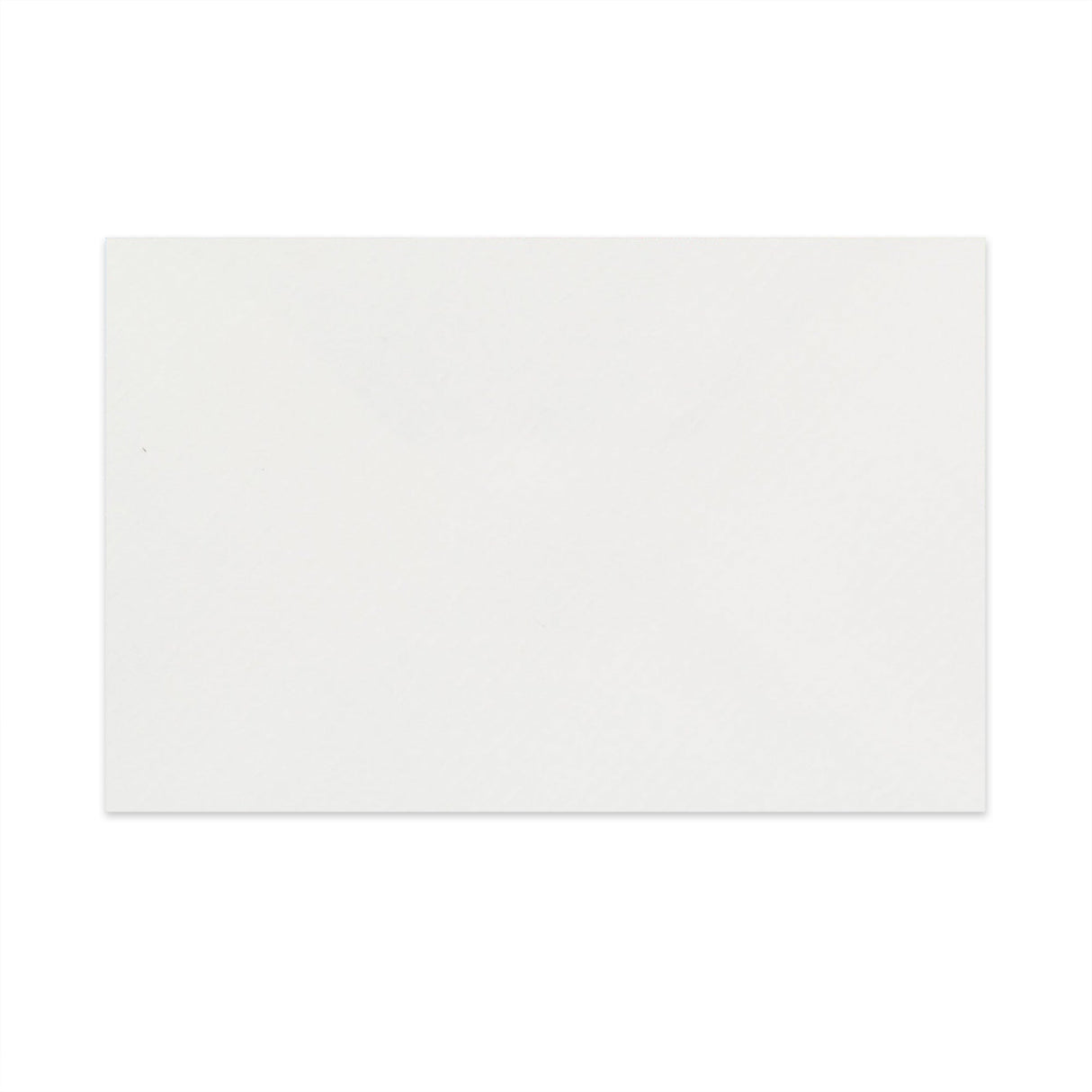 Balta, viegla līmēta aploksne (90 gsm) 62x94 mm