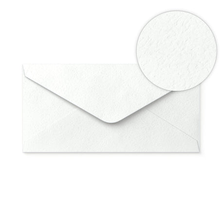 Hvid kuvert med hamret overflade 110x220 mm (DL)