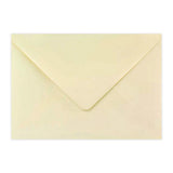 C5 Ivory Wove Gummed V-Flap Greetings aploksne (162 x 229 mm)