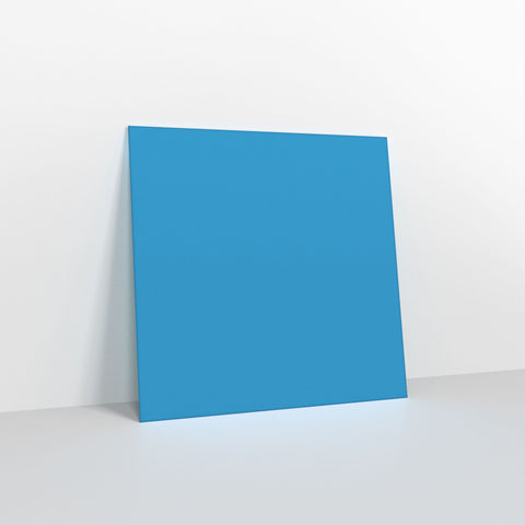 Jasne modré farebné obálky na odlepovanie a zatváranie
